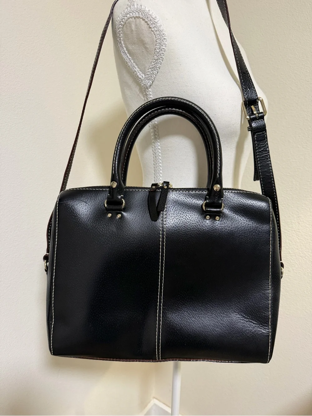 kate spade Black Leather Laptop Satchel Bag Gold Hardware Crossbody Purse Tote